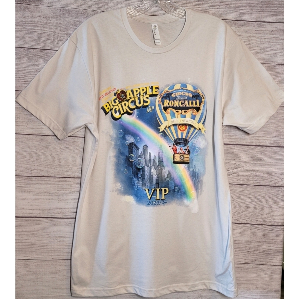 L.A.T Big Apple Circus New York T Shirt Size L VIP Experience NYC Tee Clown Fun